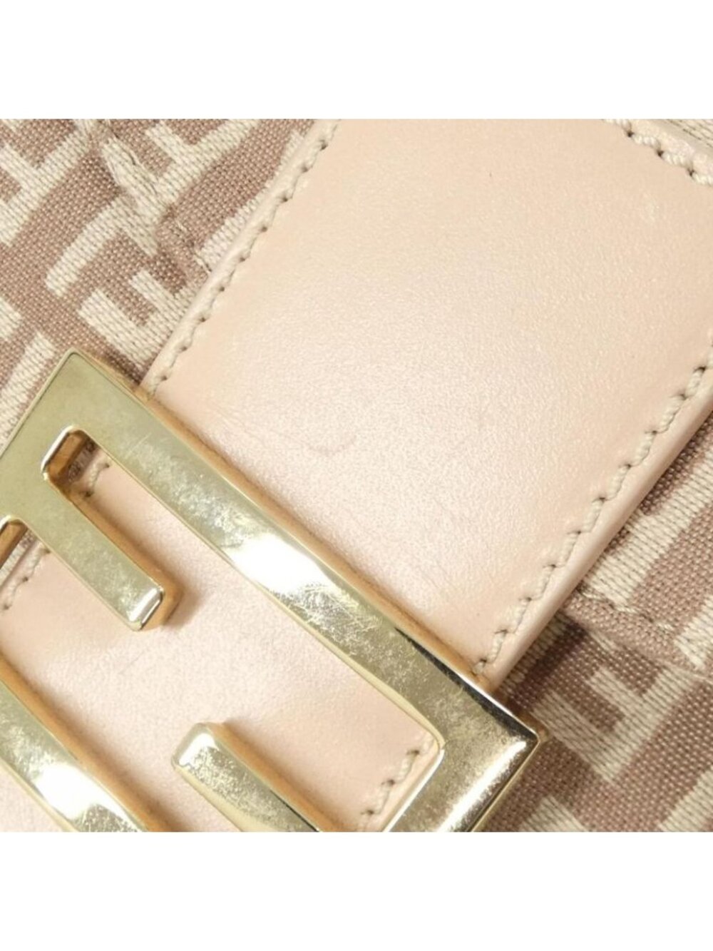 ★SOLD★ Fendi Baguette Lpn Shoulder Bag - Picture 5 of 10